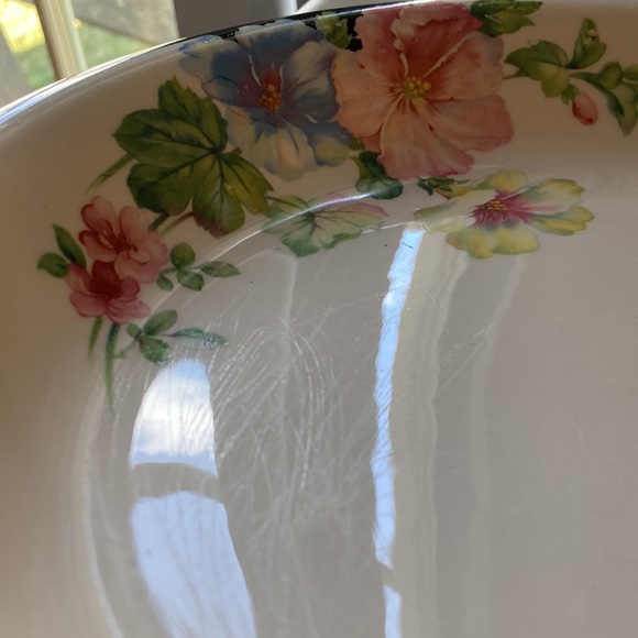 Bakerite Ceramic Floral  9.5” pie Pan - Picture 7 of 7